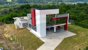 Vilă cu piscină de vanzare  – Bistrița - imagine 15