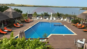 Hotel - Pensiune cu 14 duplexuri  de vânzare  CASA CU STUF Olimp