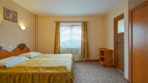 Comision 0 %! Pensiune cu 12 camere de vânzare, str. De Mijloc! - imagine 11