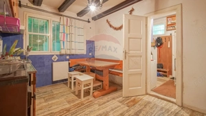 Vanzare două vile, cu potential investitional în Brașov, cartier Șchei - imagine 10