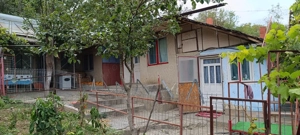 Casa de vanzare ideala pentru cei care cauta liniste, aer curat si confort rural - imagine 9 Casa de vanzare ideala pentru cei care cauta liniste, aer curat si confort rural - imagine 9