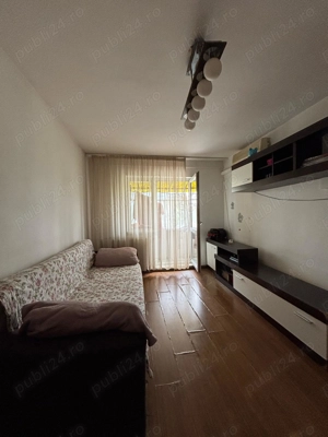 Apartament 2 camere , decomandat - imagine 3