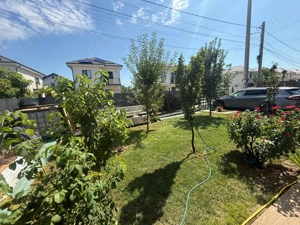 Casa compusa din  3 camere