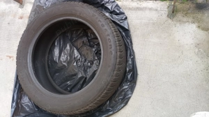 Vand set 4 anvelope de iarna Firestone WinterHawk 4 215/55R17 98V. Pret: 1000 lei.