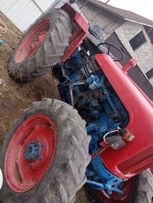 Vând tractor landini 