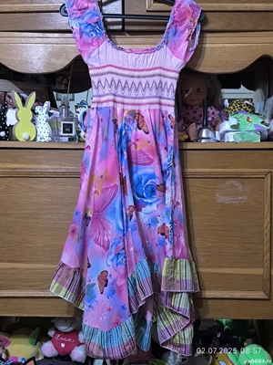 Rochie pentru fetite cu tramdafiri 