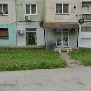 Vand spatiu comercial 