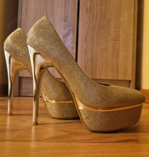 Vand pantofi aurii  - imagine 3