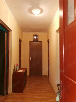 Casă de vânzare la Saraiu - imagine 5