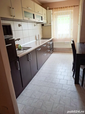 Apartament cu 3 camere in Medias, Sibiu - imagine 4