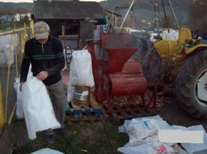 Bourgoin Bamby Batoza profesionala pentru porumb stiuleti  - imagine 2