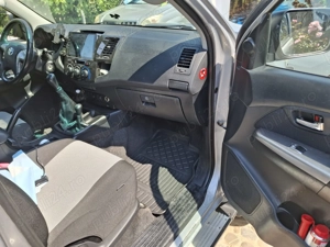 Urgent Toyota hilux 2016 - imagine 7 Urgent Toyota hilux 2016 - imagine 7