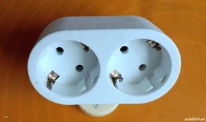 Priză dubla cu ștecher, funcțională, nouă 