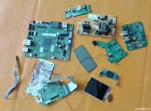 Placi de circuit cu piese