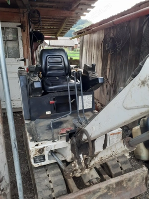 Vind miniescavator Bobcat 320 VARIANTE