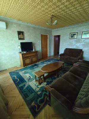 Direct proprietar-Vând apartament 3 camere Orly Nr. 39(Obelisc) - imagine 2