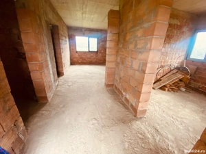 vând vilă la roșu  la 4 km de Roman  - imagine 3