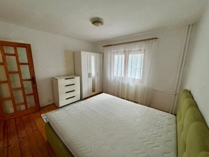 Proprietar vând apartament cu 2 camere, zona Steaua, decomandat, confort 1
