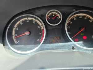 Opel Corsa D 2011 - imagine 3