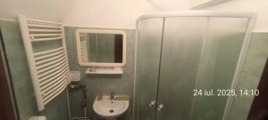 Inchiriez camera in apartament cu 3 camere