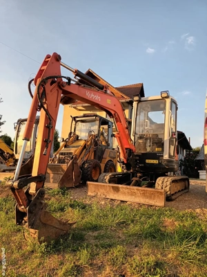 Vând excavator Kubota U35 3,5T
