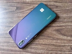  iPhone 13 black, 6 Rosegold  si 8 red stare perfecta! In husa si folie permanent folosite! piese  - imagine 4