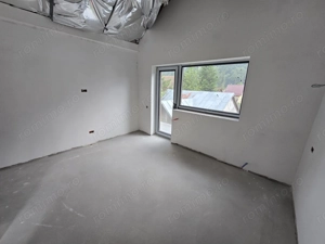 Apartament cu 4 camere 125 mp (4 garsoniere) la cheie + 60 mp pod - Busteni - imagine 10