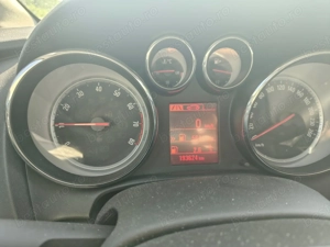 Opel Astra 1.4 ECOTEC Turbo Enjoy - imagine 4