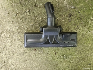 Perie pentru aspirator.