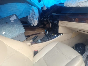 Dezmenbrez Bmw E90 2007  - imagine 4