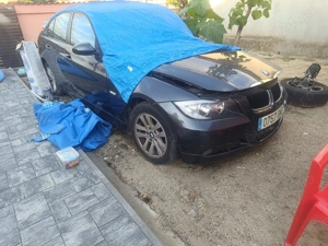 Dezmenbrez Bmw E90 2007  - imagine 5