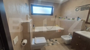 Casa moderna P+1 Lux , Izvor  individuala 5 camere plus pivnita , curte si anexe - imagine 12