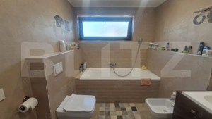 Casa moderna P+1 Lux , Izvor  individuala 5 camere plus pivnita , curte si anexe - imagine 10