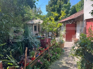 Casă, stil clasic, ultracentral – Teren 1344 mp - imagine 5