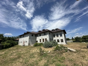 Agentia imobiliara VIGAFON vinde motel-restaurant Valea Calugareasca