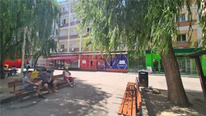 Exclusivitate! Spatiu comercial Piata Aurora, vad excelent !!! - imagine 2