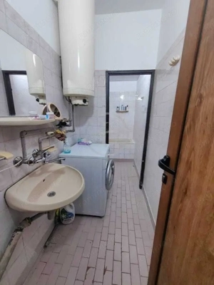 Garsoniera in zona Izvor - imagine 4