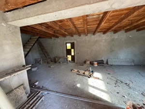 Oferta - Casa P+M la gri in zona Ostrovu Corbului la 100 ml de Dunare - imagine 2