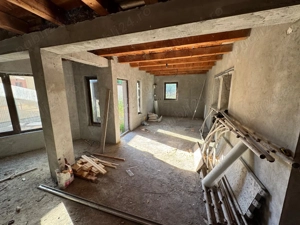 Oferta - Casa P+M la gri in zona Ostrovu Corbului la 100 ml de Dunare - imagine 4