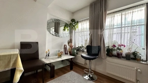 Apartament cu 3 camere și 2 băi, curte comuna, centrală pe gaz, ultracentral - imagine 8