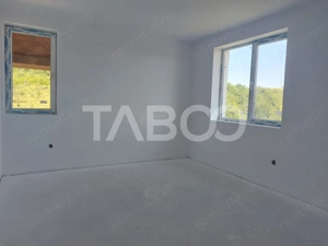 Duplex de vanzare 150 mp P+1E 4 camere 145 mp teren liber Cisnadie - imagine 6 Duplex de vanzare 150 mp P+1E 4 camere 145 mp teren liber Cisnadie - imagine 6