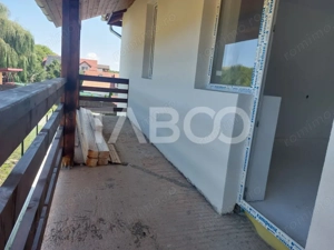 Duplex de vanzare 150 mp P+1E 4 camere 145 mp teren liber Cisnadie - imagine 10 Duplex de vanzare 150 mp P+1E 4 camere 145 mp teren liber Cisnadie - imagine 10