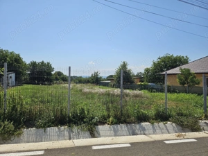 Aroneanu-Teren central intravilan 1000mp - imagine 2