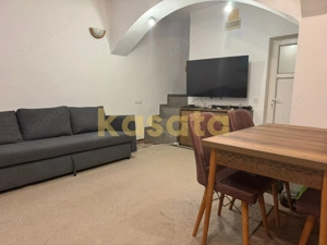 4 Camere la Universitate – Casă cu Terasă, Perfectă pentru Locuit sau