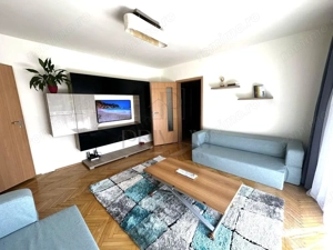 SEMICENTRAL - ETAJ 2 - CENTRALA PROPRIE - CLIMA - 3 CAMERE - 2 BAI - BOXA