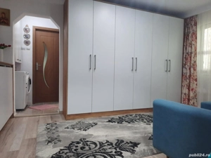 Vand apartament cu 2 camere