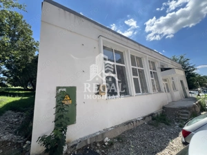 Spațiu comercial / punct termic de 250 mp – Zona Parangul - imagine 2