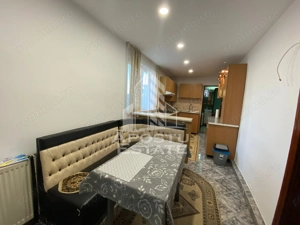 Casa cu 4 camere, Ghiroda - imagine 5