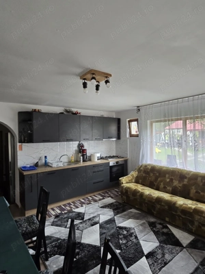 Închiriez cabana la Rastolita - imagine 4