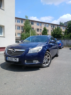 Vând Opel insigna an 2011 proprietar ofer fiscal